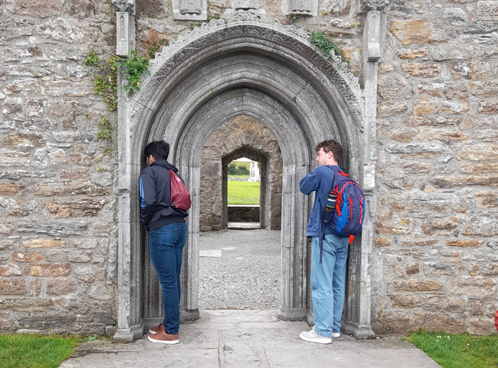 An L&eacute;ann &Eacute;ireannach 